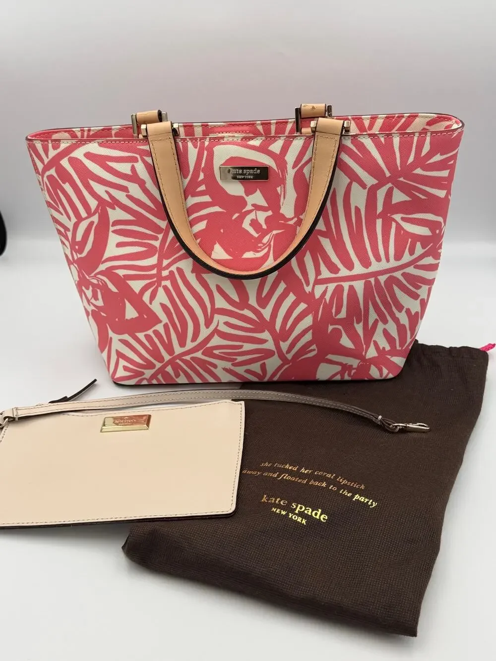 Kate Spade - Jules Grant Street Grainy Vinyl Pink-Coral/White Small Tote Bag
